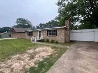 115 Independence Dr, Gun Barrel City, TX 75156