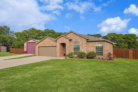 100 Champions Way, Azle, TX 76020