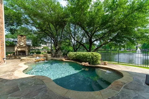 5088 Bridge Creek Dr, Plano, TX 75093