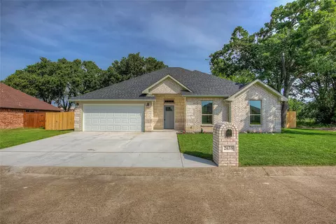 2635 Rodeo Dr, Quinlan, TX 75474