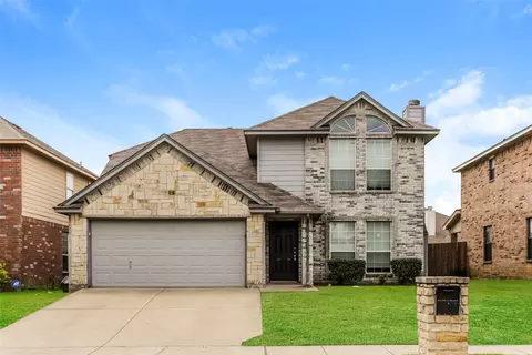 2205 Deniro Dr, Fort Worth, TX 76134