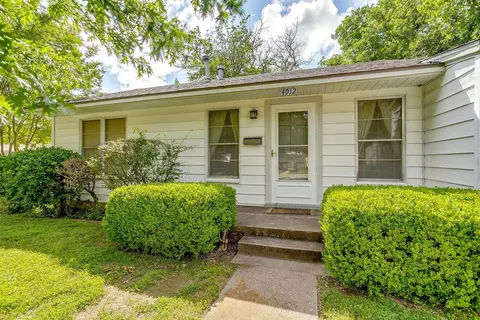 4912 Penrose Ave, Fort Worth, TX 76116