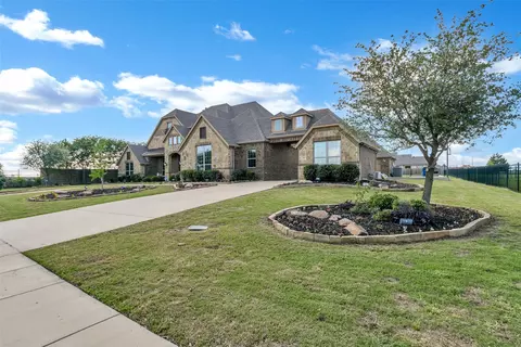 700 Kensington Dr, Rockwall, TX 75032