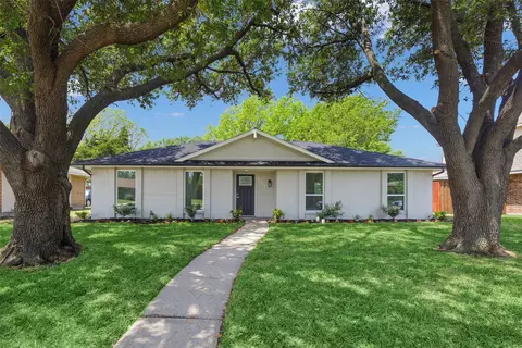 2713 Baylor Dr, Rowlett, TX 75088