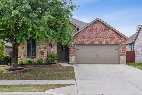 540 Ricochet Dr, Fort Worth, TX 76131