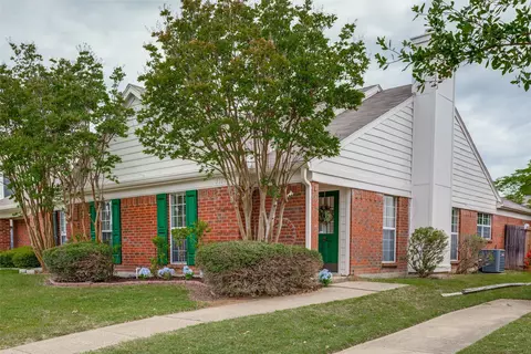 2306 Forestbrook Dr, Garland, TX 75040