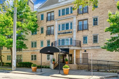 3400 Welborn St #125, Dallas, TX 75219