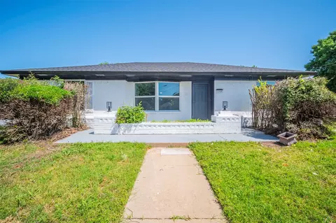 1109 Springdale Rd, Bedford, TX 76021