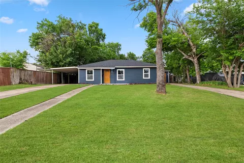 617 Cimarron Trce, Grand Prairie, TX 75051