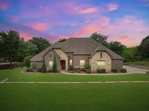 212 Creek Side Dr, Aledo, TX 76008