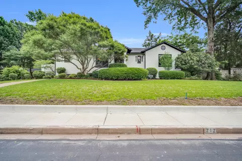 212 Harbin Ave, Waxahachie, TX 75165