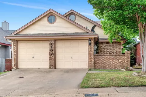 1107 Harlow Ln, Duncanville, TX 75137
