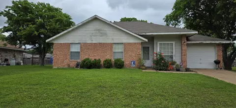 1302 Bluffview Dr, Seagoville, TX 75159