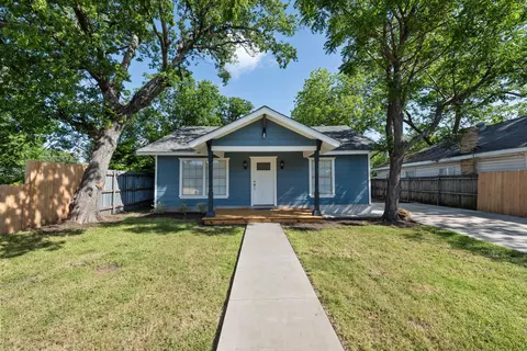 2755 Brandon St, Dallas, TX 75211