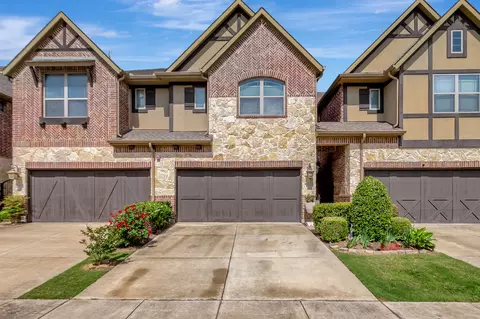 912 Brook Forest Ln, Euless, TX 76039