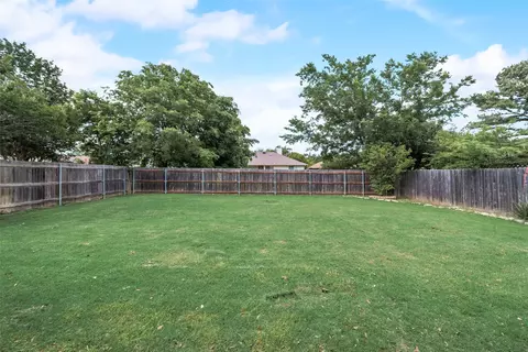 205 Juniper Dr, Arlington, TX 76018 photo 19