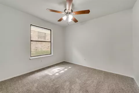205 Juniper Dr, Arlington, TX 76018 photo 17