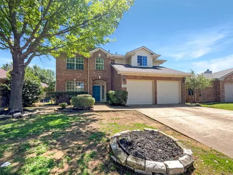 3006 Norwich Ln, Corinth, TX 76210