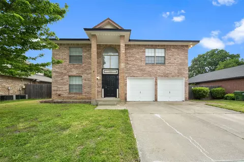 7005 Brookdale Dr, Watauga, TX 76148