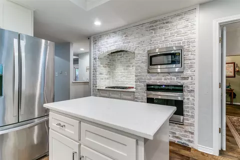 212 Steamboat Dr, Coppell, TX 75019