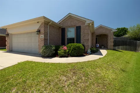 5817 Imes Ln, Fort Worth, TX 76179