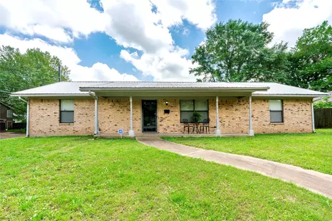 2130 Hubbard St, Paris, TX 75460