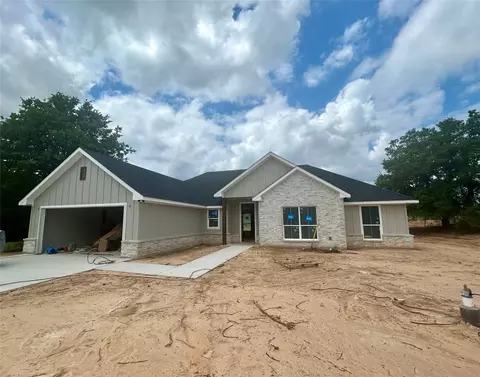 150 Graystone Dr, Weatherford, TX 76087