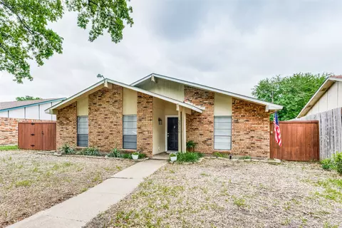 2726 Dove Meadow Dr, Garland, TX 75043