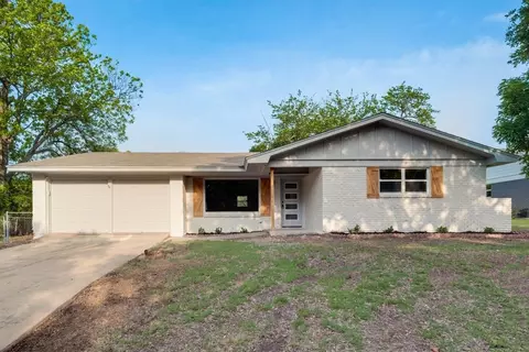 5633 Wharton Dr, Fort Worth, TX 76133