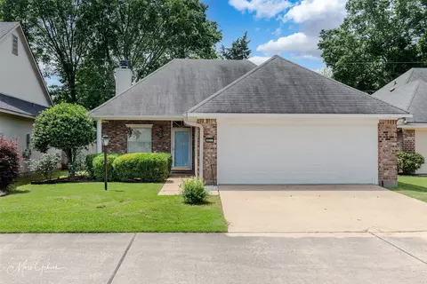 821 Red Poppy Ln, Shreveport, LA 71115