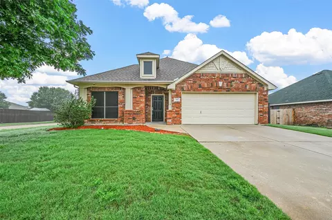 934 Remington Ranch Rd, Mansfield, TX 76063