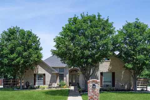 100 Autumnwood Dr, Aledo, TX 76008