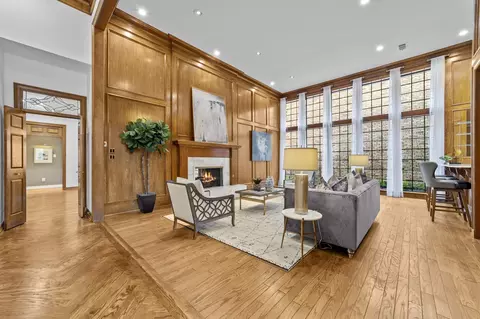 2 Glenmeadow Ct, Dallas, TX 75225