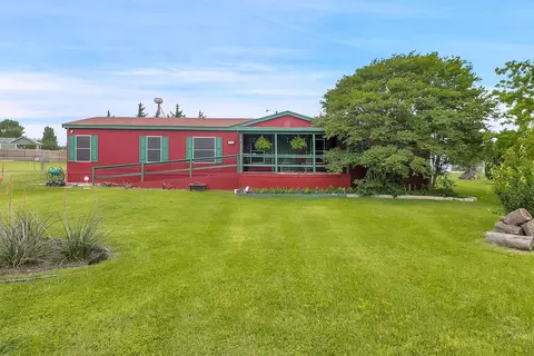 4232 E Renfro St, Alvarado, TX 76009