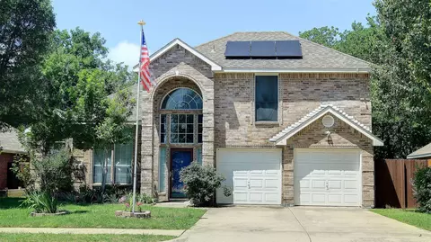 916 Cole Ave, Denton, TX 76208