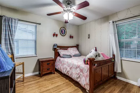 Bedroom - 1017 Bluebonnet Ln, Mesquite, TX 75149 photo 3 of 4