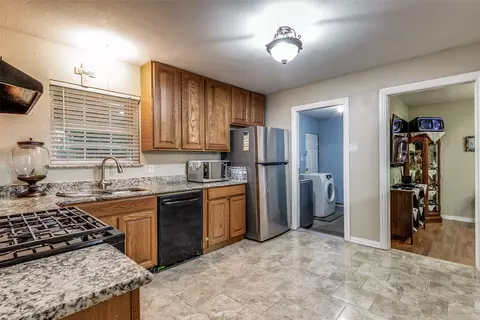 Other - 1017 Bluebonnet Ln, Mesquite, TX 75149 photo 5 of 6