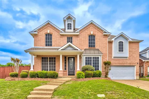 9020 Jasmine Ln, Irving, TX 75063