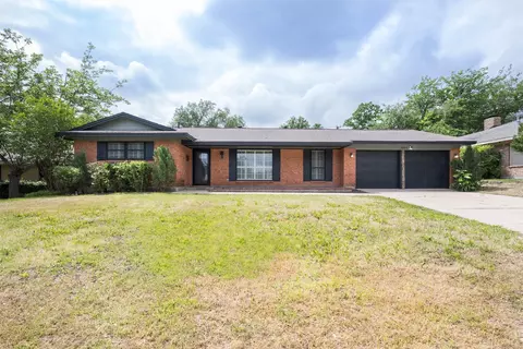 4909 Whistler Dr, Fort Worth, TX 76133