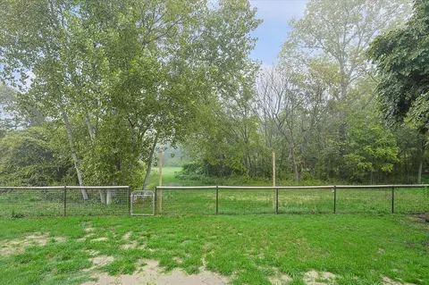 129 Pine Bluff Ct, Springtown, TX 76082 photo 24