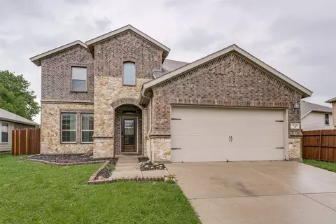 532 Goldstone Ln, Fort Worth, TX 76131