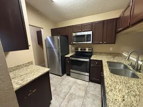 1344 Hackamore St, Mesquite, TX 75149 photo 4