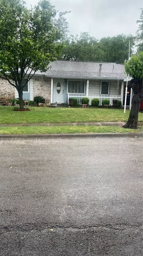 409 Pittman Ave, Everman, TX 76140