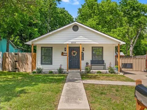 8300 Redonda St, White Settlement, TX 76108