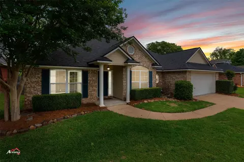 262 Melissa Ln, Bossier City, LA 71112