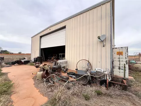 9505 Old Colorado City Hwy, Big Spring, TX 79720