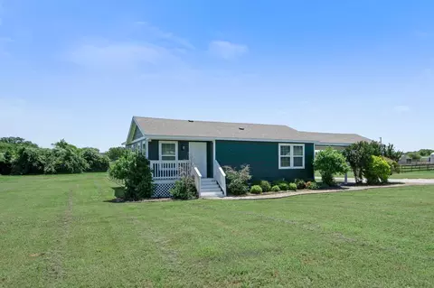 108 Mccrae Ln, Boyd, TX 76023