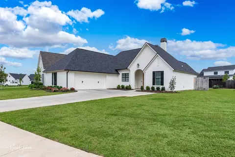 9822 Canebrake Ln, Shreveport, LA 71106