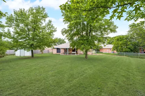796 Beverly Dr, Terrell, TX 75160 photo 15