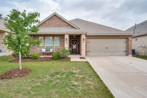 11021 Blaze St, Aubrey, TX 76227